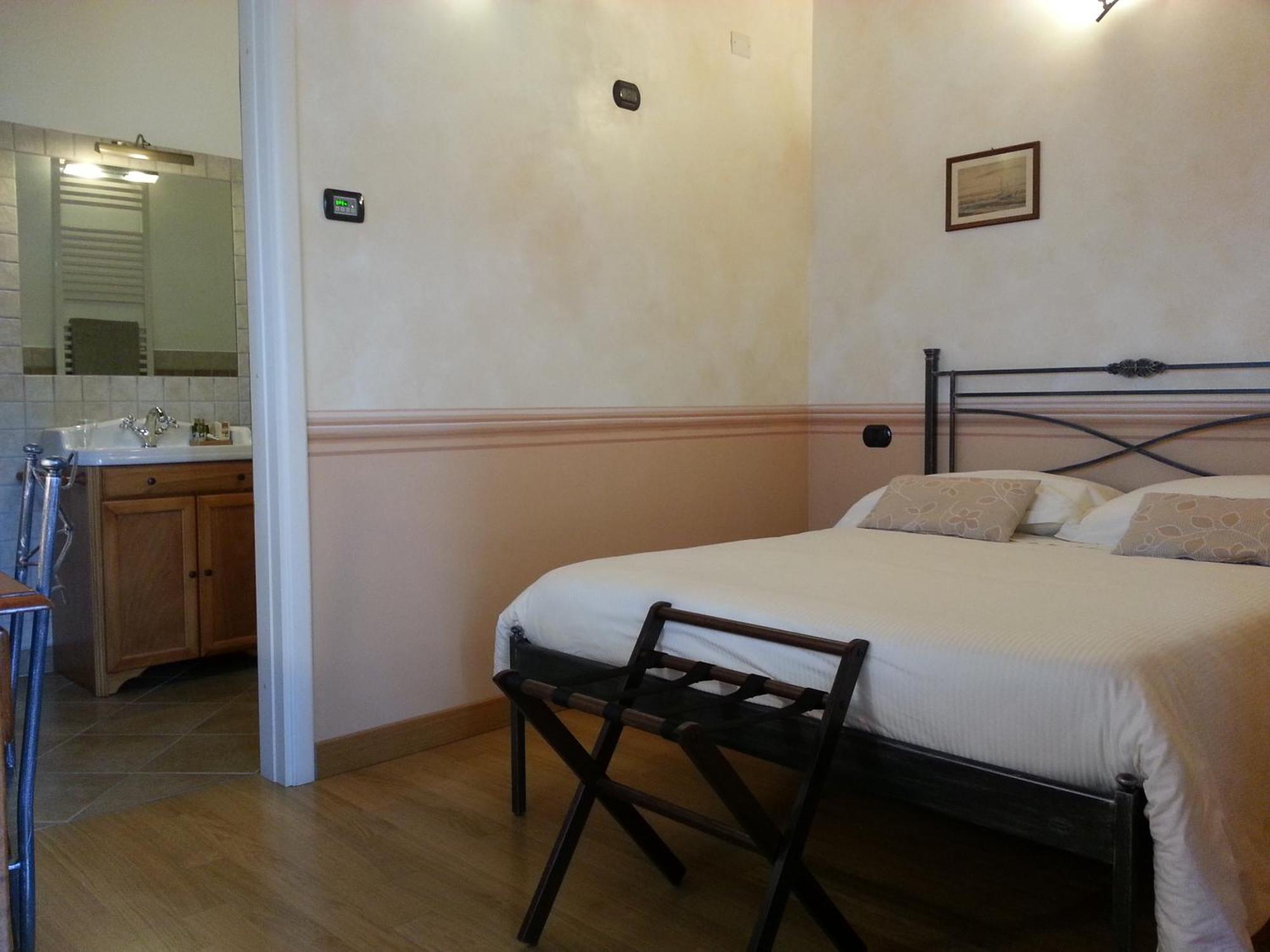 La Locanda Di San Biagio Bolzaneto Phòng bức ảnh